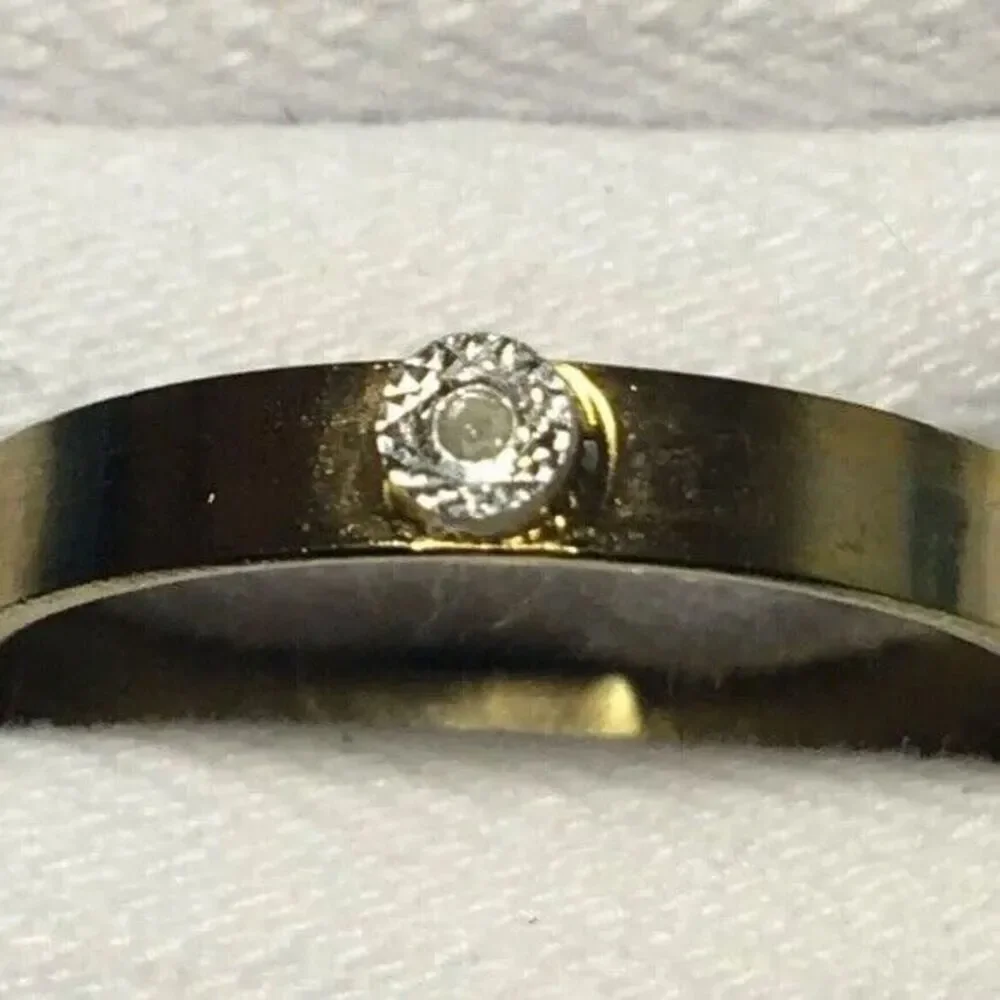Vintage Diamond Chip Ring Adjustable Band Size 7.5 Gold Plated Costume Jewelry